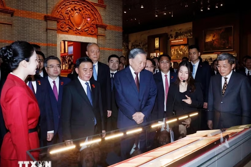  Tổng Bí thư, Chủ tịch nước Tô Lâm thăm Bảo tàng Lịch sử Đảng Cộng sản Trung Quốc 