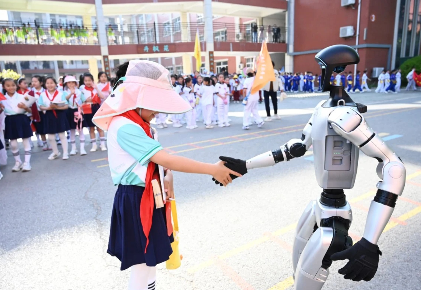 trung quoc day ai.png