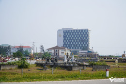 W-a nghĩa trang003.JPG.jpg