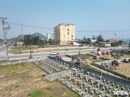 W-a nghĩa trang10.JPG.jpg