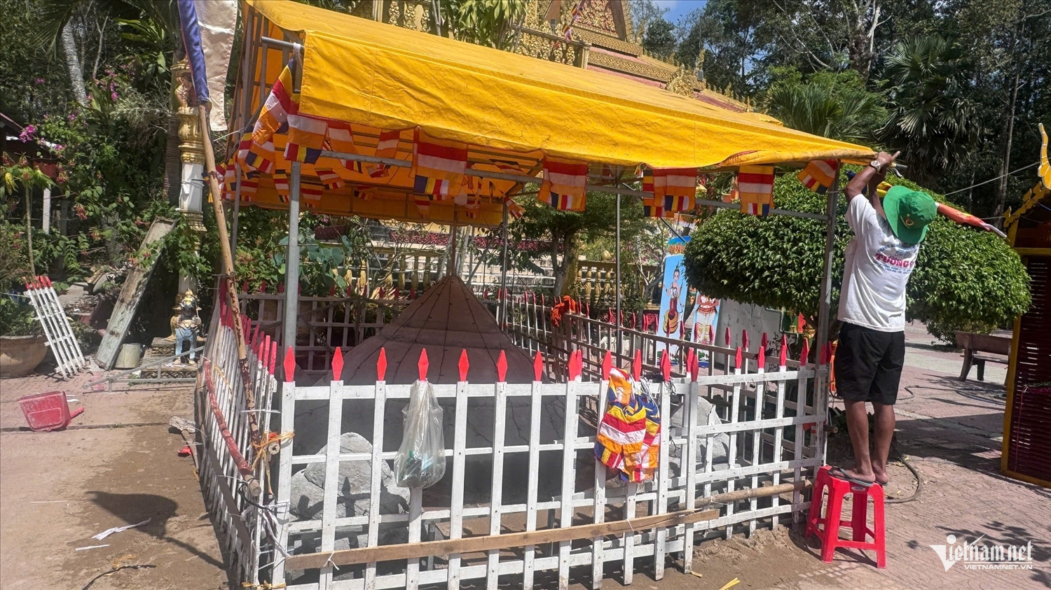 W-chol chnam thmay   1.jpg