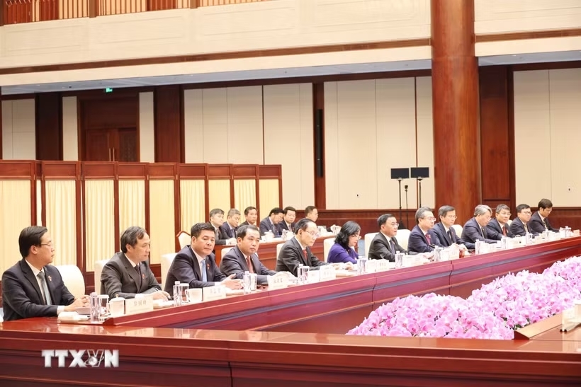 Cùng xây dựng nền tảng vật chất vững chắc cho quan hệ song phương Việt - Trung