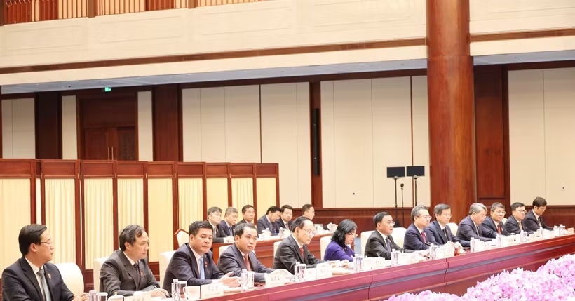 Cùng xây dựng nền tảng vật chất vững chắc cho quan hệ song phương Việt - Trung