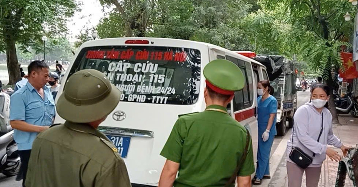 Hà Nội: Bị ngã ở chợ Thành Công, cụ bà 80 tuổi được công an hỗ trợ khẩn cấp