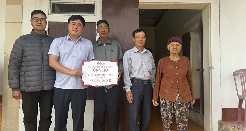 Ông Trần Văn Thuận ở Ninh Bình bị suy thận nhận hỗ trợ hơn 33 triệu đồng từ bạn đọc