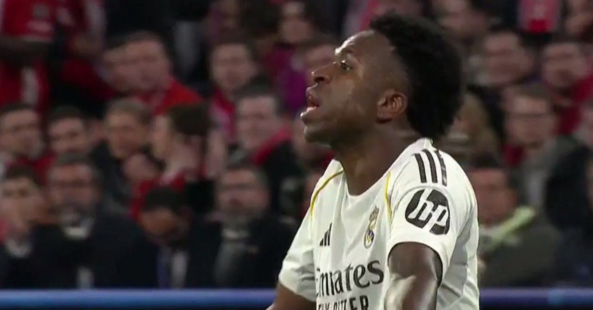 Vinicius mắng thẳng mặt Bellingham khi Real Madrid thất bại