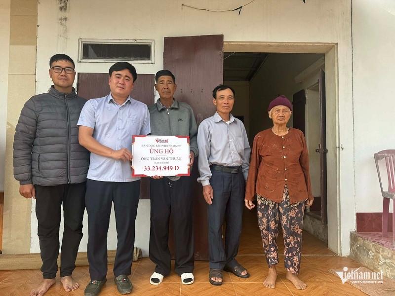 W-81b0f6df e99d 48f5 9dae f2b2e3a64690.jpg