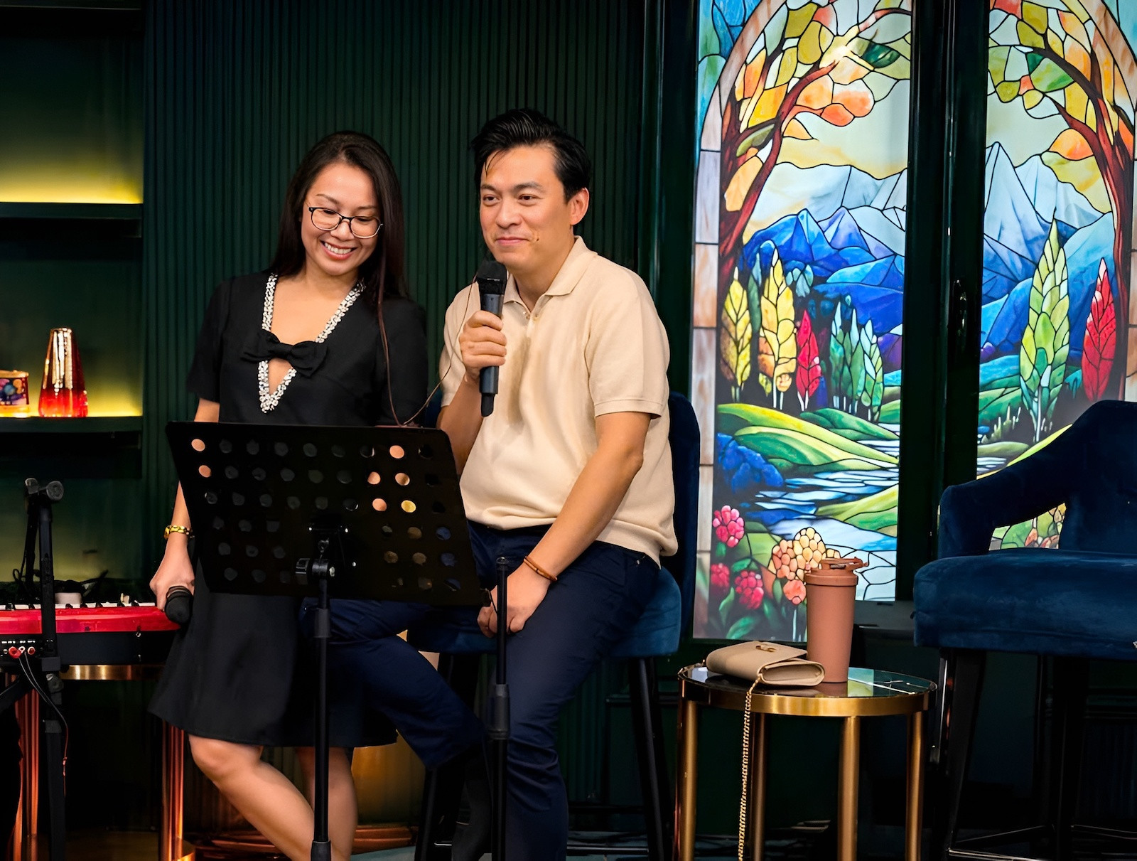 Cẩm Ly - Lam Trường hăng say tập luyện cho show 'Vé về thanh xuân'