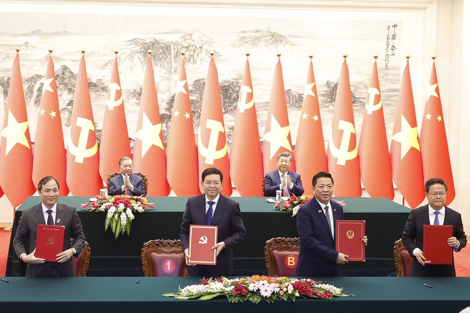 Chi tiết 32 văn kiện hợp tác Việt Nam và Trung Quốc ký kết