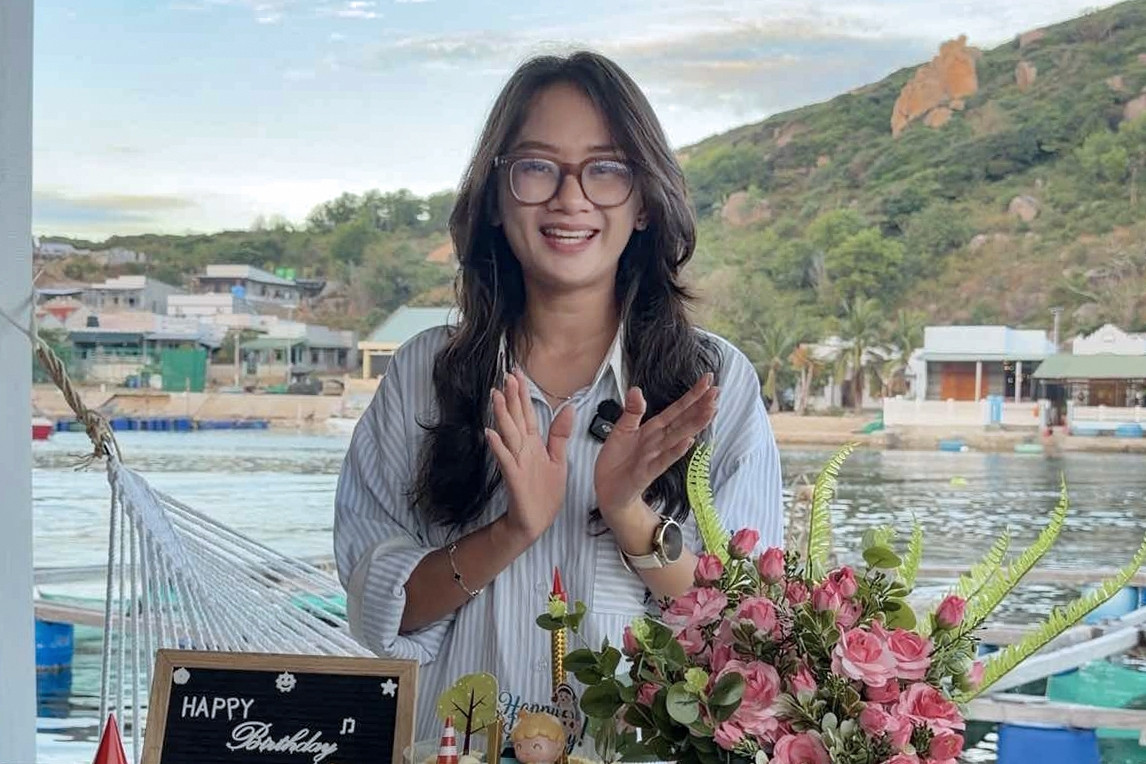 Cô gái rời TPHCM về nơi 'tôm hùm là món bình dân', rảnh là có bữa cơm 0 đồng