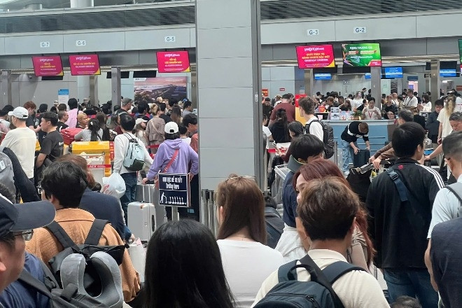 Đón kỷ lục 12 triệu lượt khách, Tân Sơn Nhất siết chặt an toàn không kẽ hở