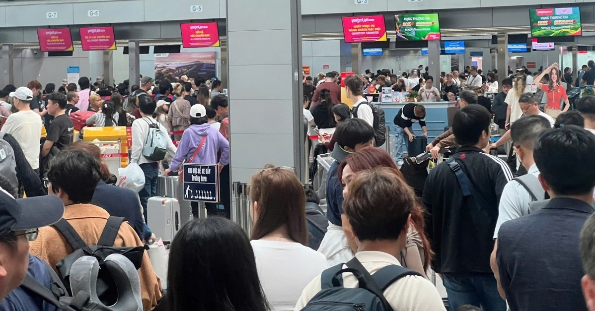 Đón kỷ lục 12 triệu lượt khách, Tân Sơn Nhất siết chặt an toàn không kẽ hở