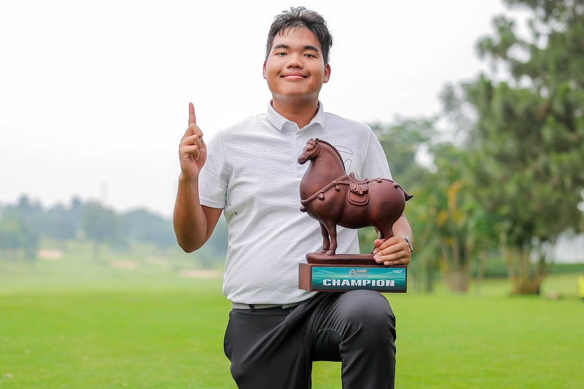 Đức Sơn vô địch giải Golf Chuyên nghiệp Hà Nội mở rộng 2026