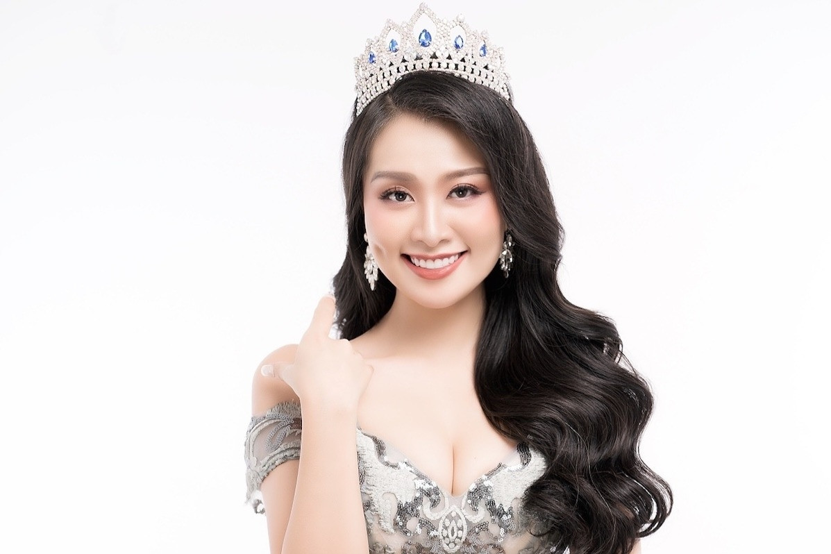 Hành trình từ á hậu tới giảng viên, MC song ngữ của Lê Hà Phương