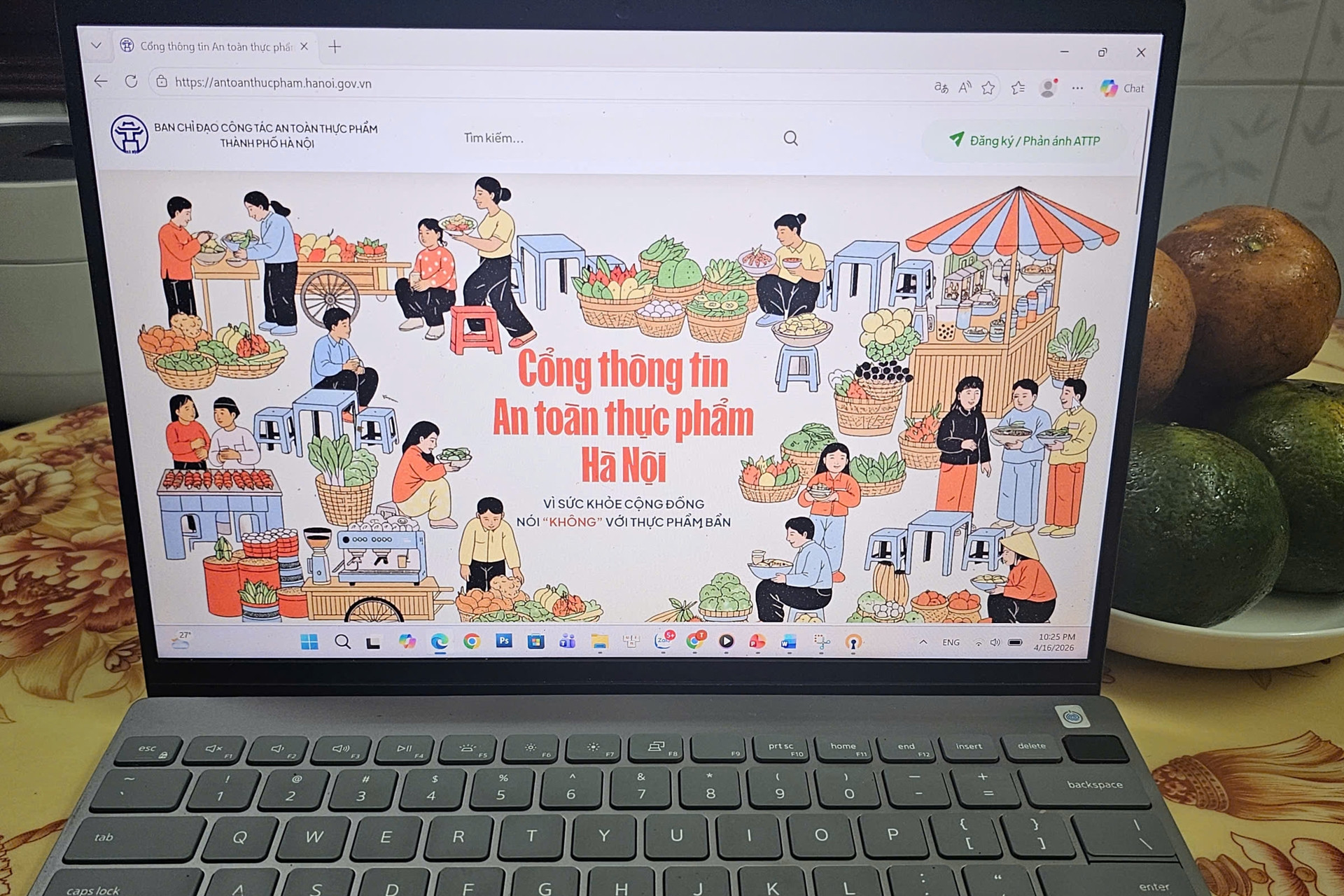 Kênh trực tuyến giúp người dân thuận tiện tiếp cận thông tin an toàn thực phẩm