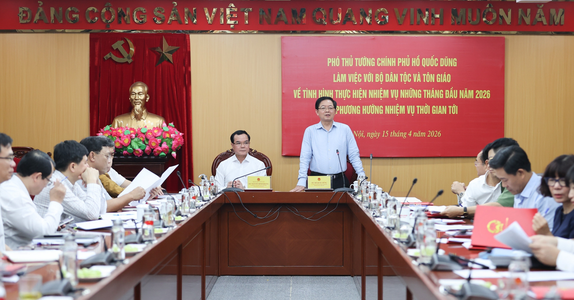 Phó Thủ tướng Hồ Quốc Dũng chỉ đạo Bộ Dân tộc và Tôn giáo khẩn trương hoàn thiện pháp luật