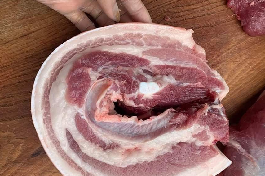 Nguy kịch vì thói quen chế biến thịt sống nhiều người mắc phải