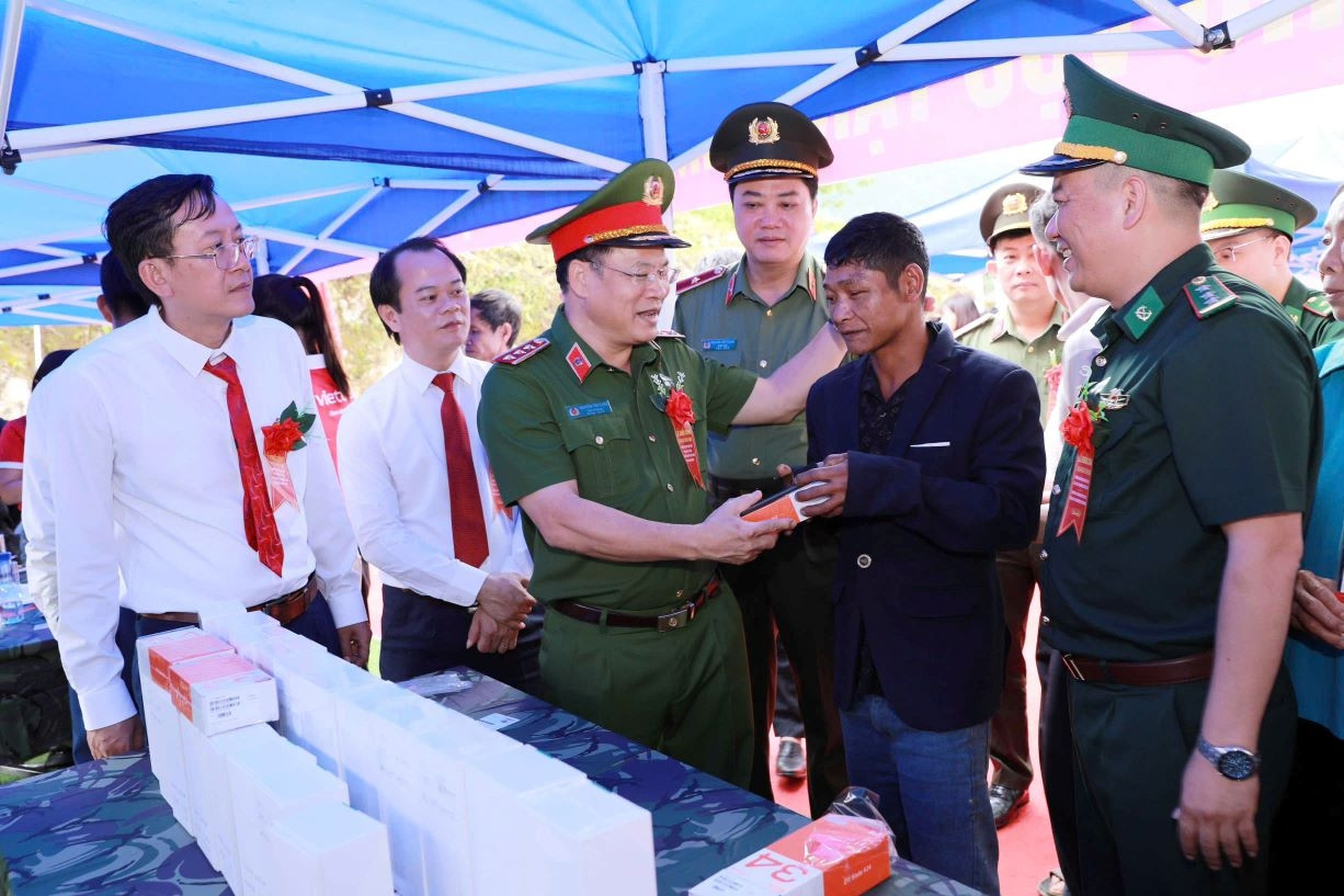Nhân rộng mô hình “Bộ đội Biên phòng đồng hành chuyển đổi số nơi biên giới”