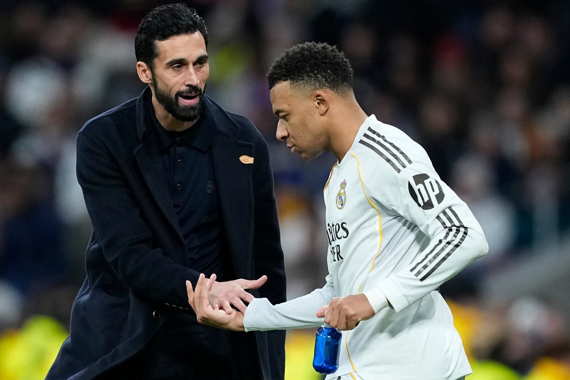 Real Madrid tái thiết: Biến động lớn khi Zidane nói không