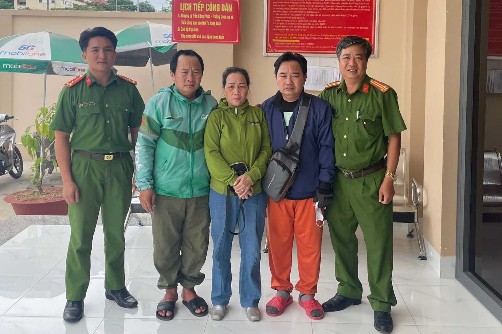  Từ dữ liệu mơ hồ, công an giúp người phụ nữ tìm lại gia đình sau 30 năm thất lạc 