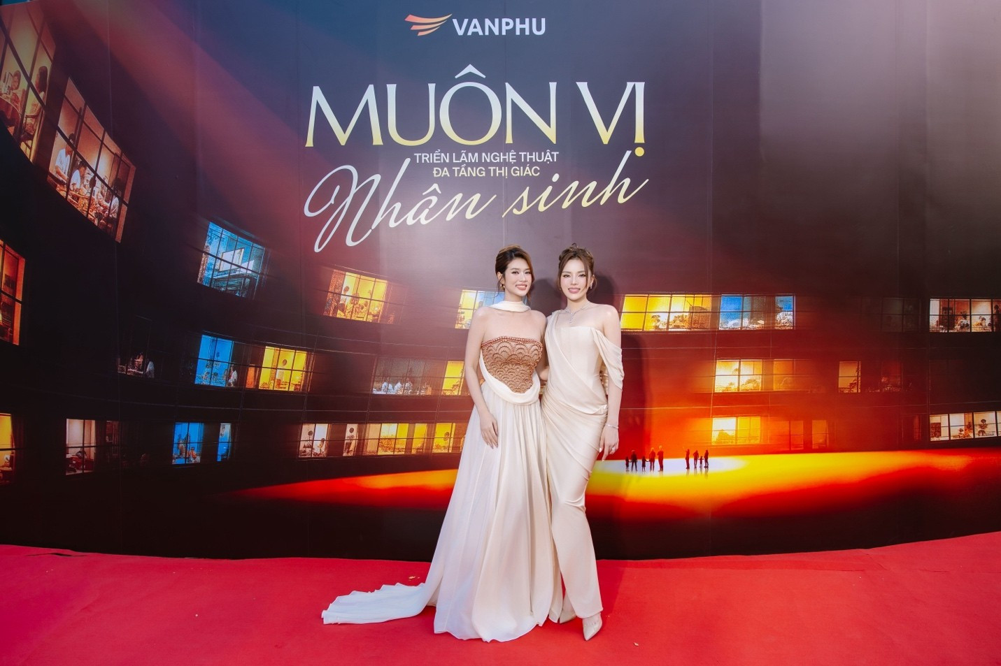 Văn Phú_Ảnh 2.jpg