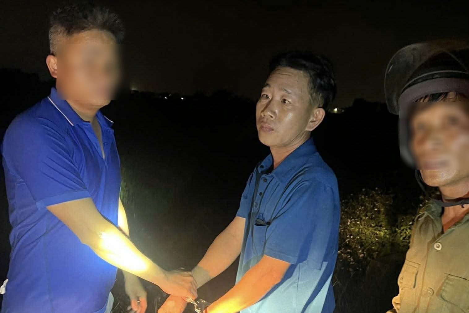 Vừa từ nước ngoài về, người phụ nữ bị chồng cũ đâm tử vong