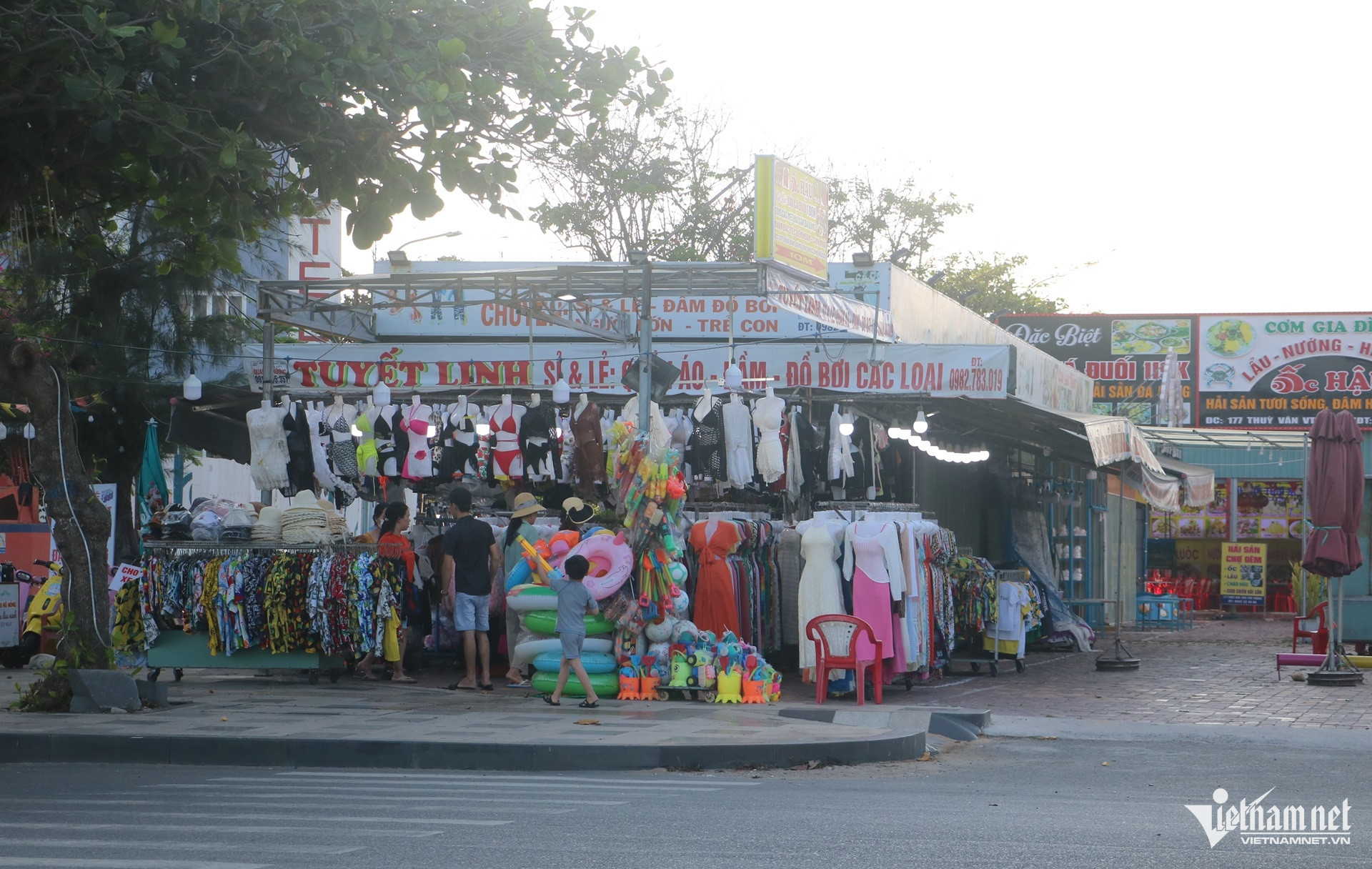 W-Cận cảnh khu vui chơi Thỏ Trắng ở TPHCM bị 'tuýt còi' vì hoạt động không phép.3.JPG.jpg