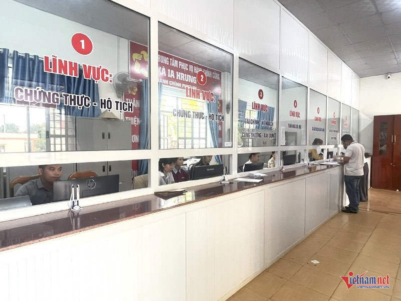 W-Phó Chủ tịch xin lỗi người dân 2.jpg