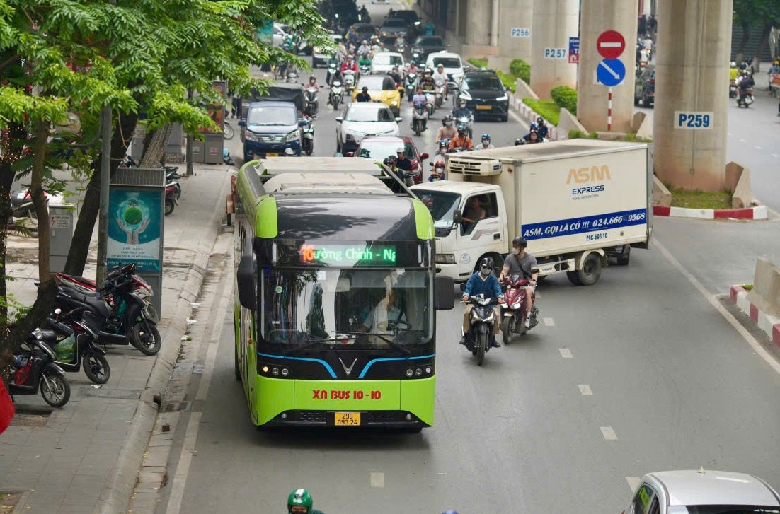 anh buýt 2.jpg