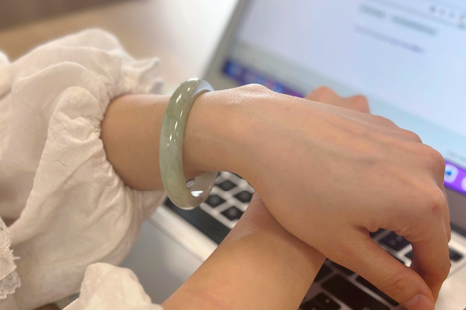 Chán chơi vàng, hội chị em mê mẩn món trang sức như phú bà Trung Quốc