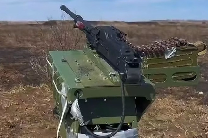Nga thử nghiệm ‘sát thủ AI’ modul turret robot PKM tự động bắn hạ loạt drone cảm tử