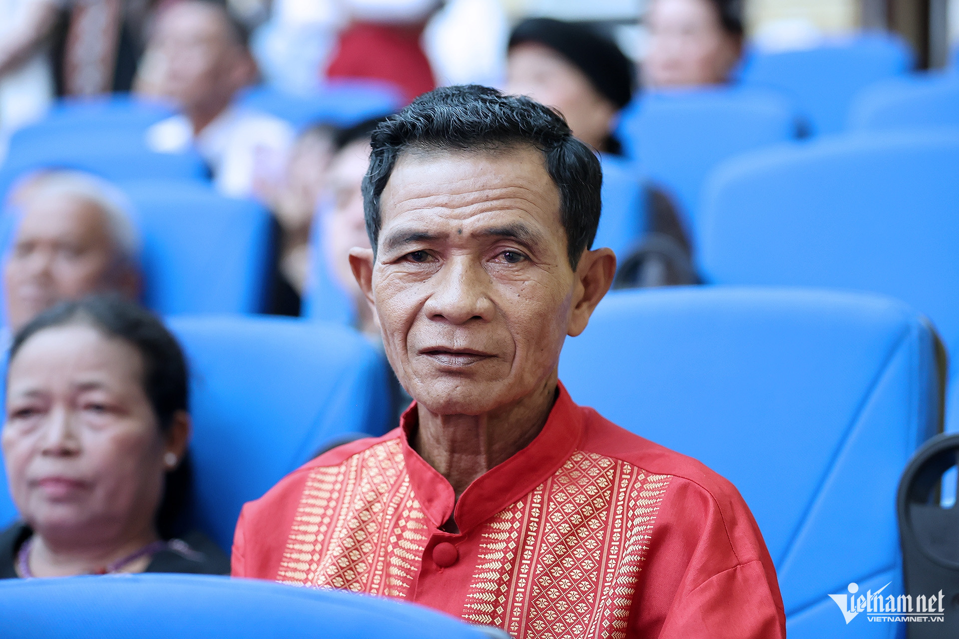 W-Hữu Văn Kel Khmer Cà Mau.jpg