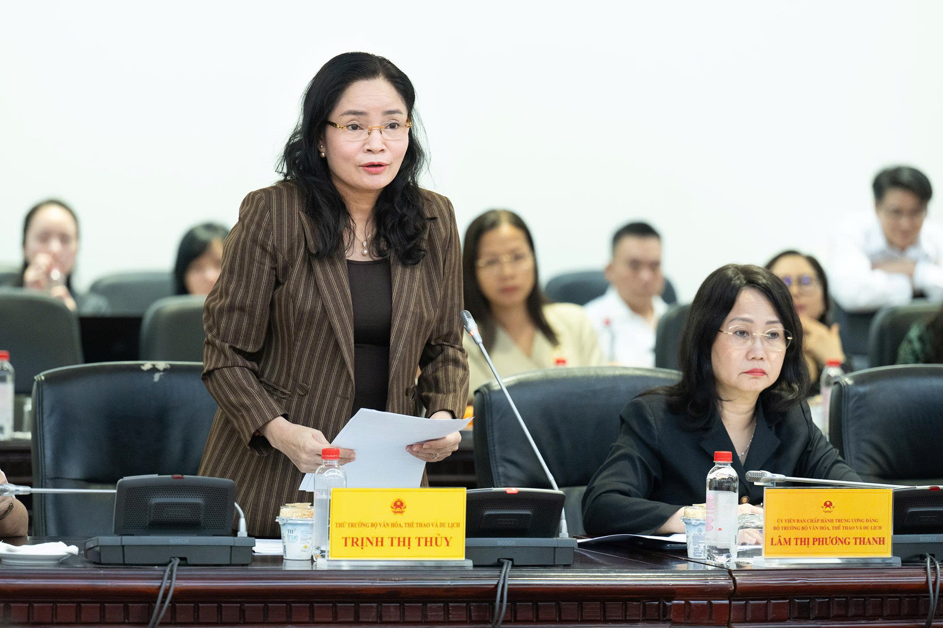 Đề xuất thể chế hóa quy định cho nghỉ làm trong ngày Văn hóa Việt Nam 24/11