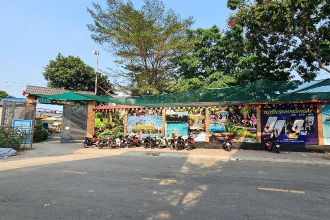 Chuyển về nơi ở mới hơn 1 tháng, bé trai tử vong thương tâm trong hồ bơi gần nhà