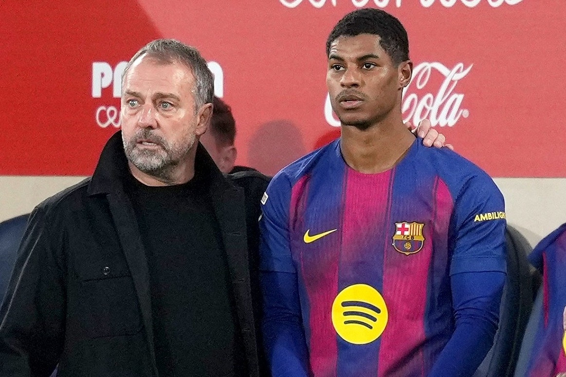 Hansi Flick mạnh tay loại dàn sao Barca sau thất bại ở Cúp C1