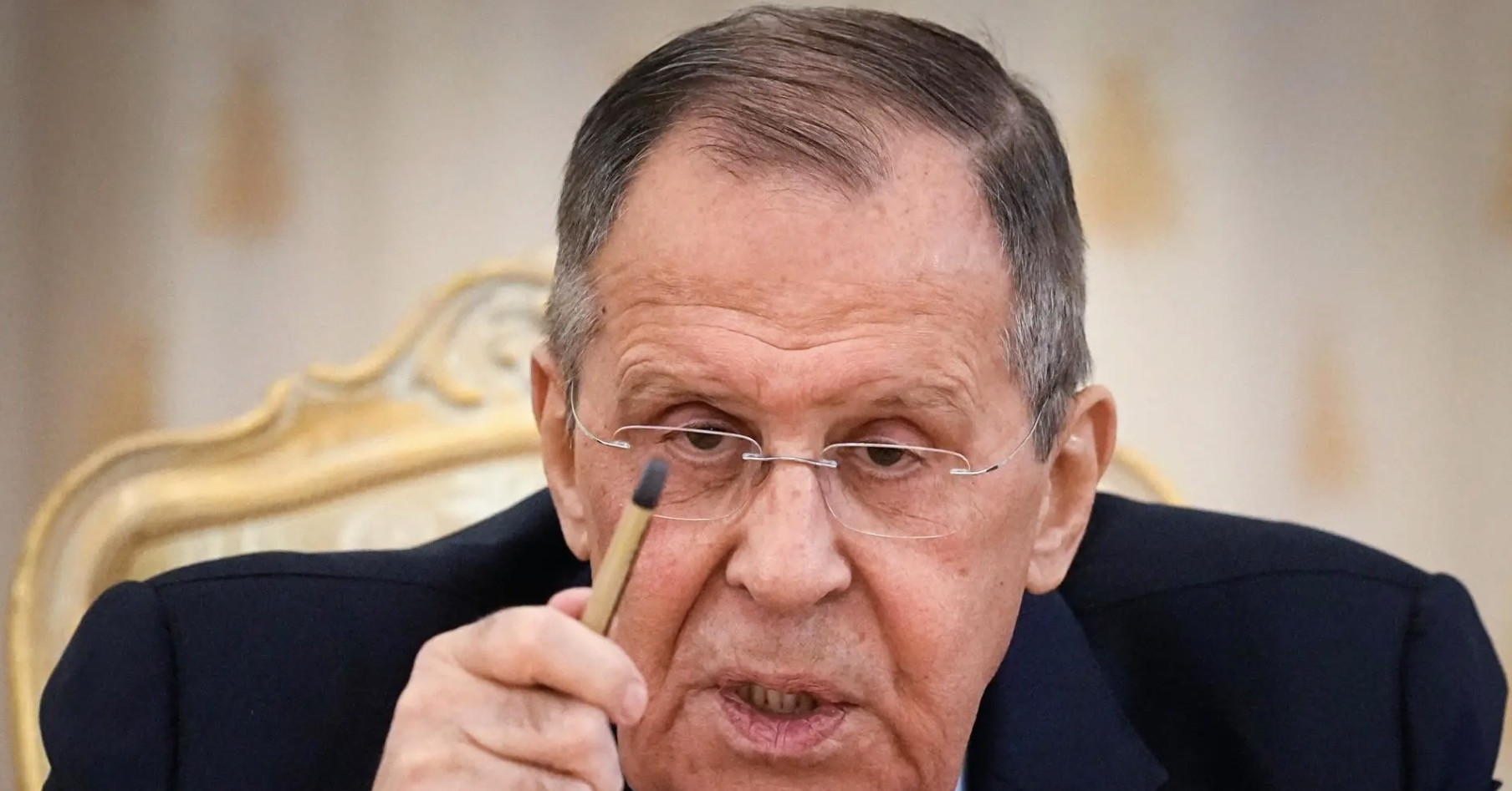 Ngoại trưởng Nga cáo buộc EU, NATO liên tục vượt &amp;apos;lằn ranh đỏ&amp;apos; của Moscow