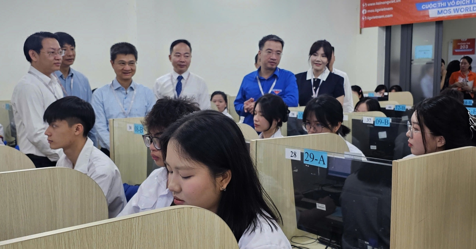 Trang bị kỹ năng số và ứng dụng AI cho hàng triệu thanh thiếu niên Việt Nam