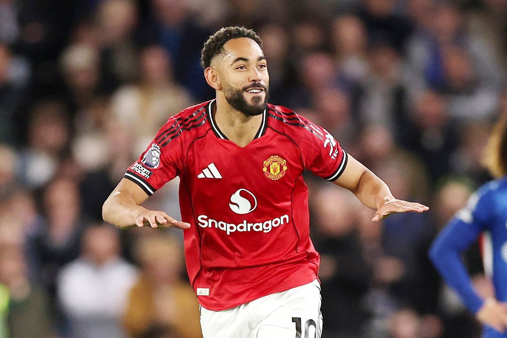 MU đánh bại Chelsea, chạm tay vào tấm vé Champions League