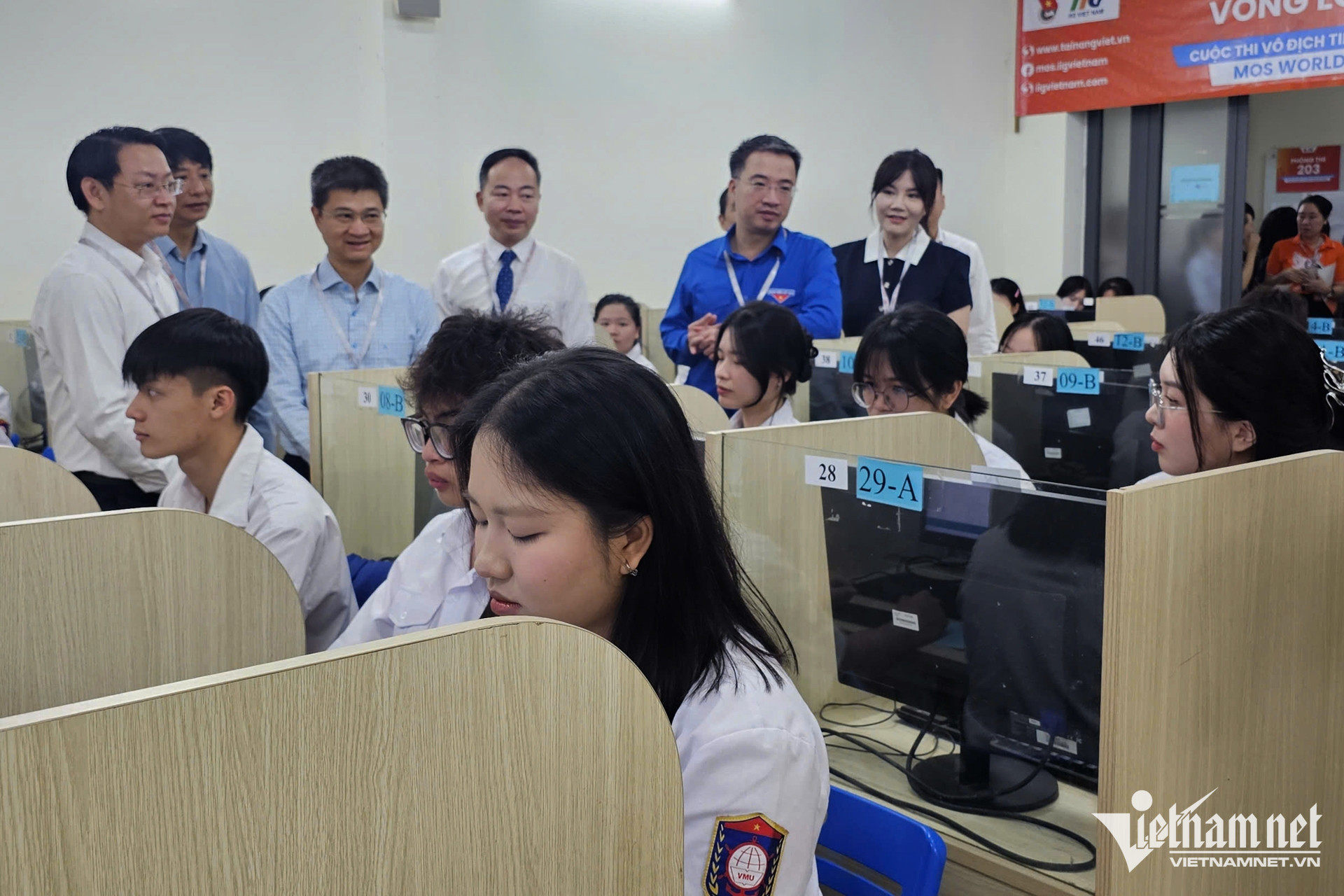 W-thi ky nang tin hoc van phong 0.jpg