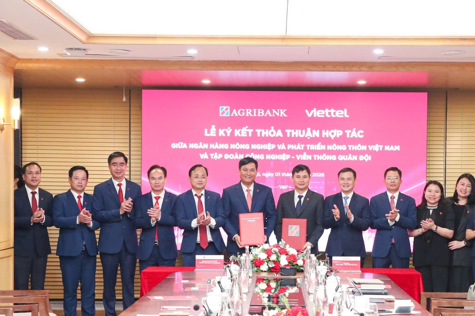 Agribank và Viettel ký kết thỏa thuận hợp tác, kết nối sức mạnh vì tương lai số