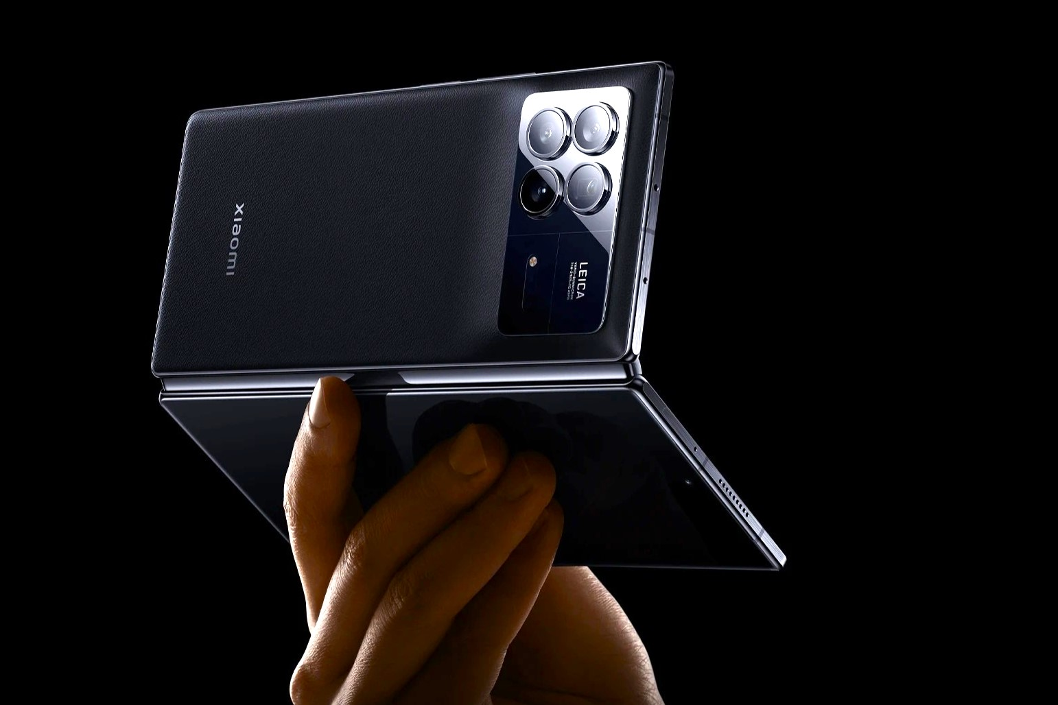 Hãng điện thoại Trung Quốc hồi sinh smartphone gập đối đầu iPhone Fold