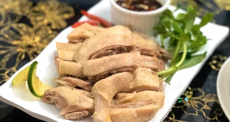 Bí Quyết Luộc Vịt Ngon: Thời Gian Chuẩn Và Cách Khử Mùi Hôi Hiệu Quả