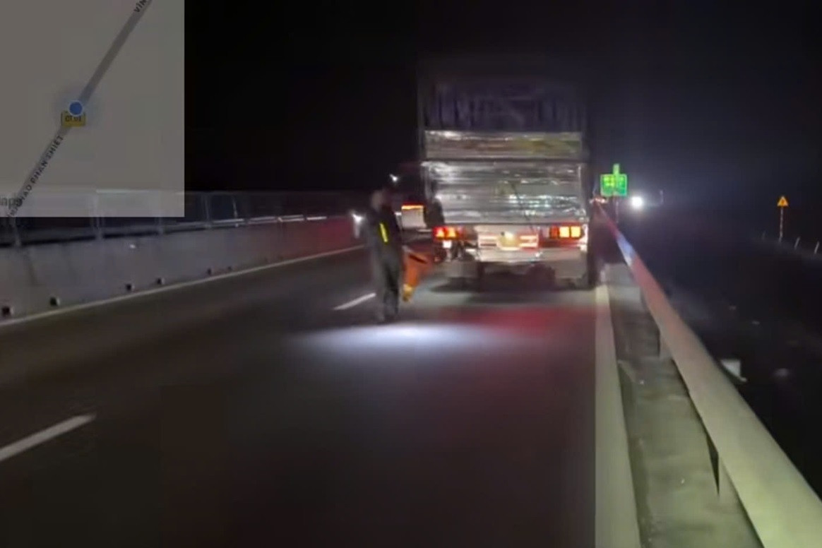  Nam tài xế bị phạt vì lỗi chủ quan khi xe gặp sự cố trên cao tốc 