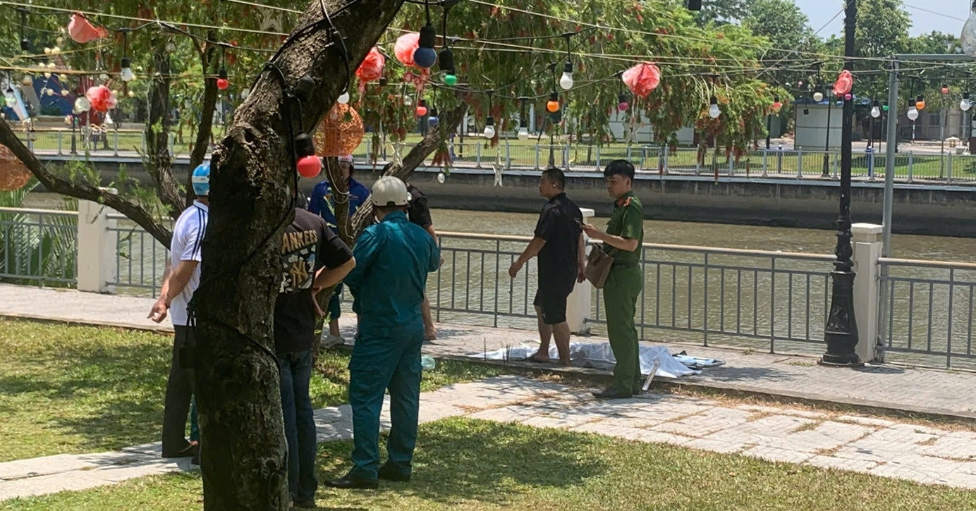 Phát hiện thi thể người đàn ông trên sông ở TPHCM