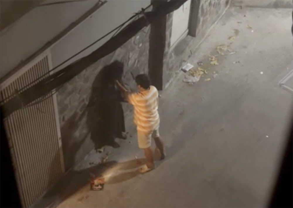 tan cong tinh duc 1.png