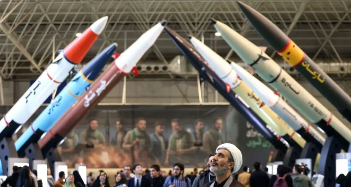 Tên lửa Raad-500 Iran tốc độ Mach 8, công nghệ Composite, mọi lưới phòng không ‘đứng hình’