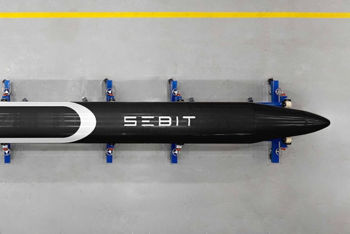 tên lửa Sebit Hàn Quốc 1.jpg