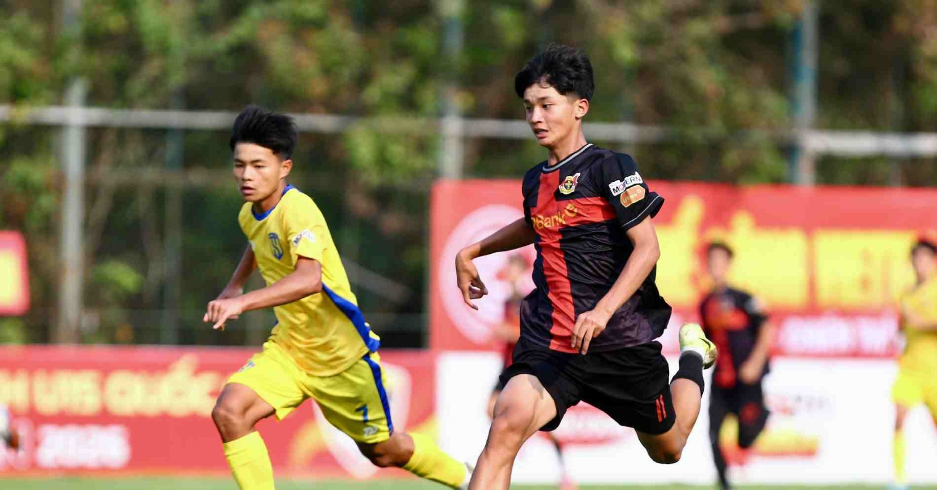 VCK U15 quốc gia: SLNA và Tây Ninh cùng thắng nhọc
