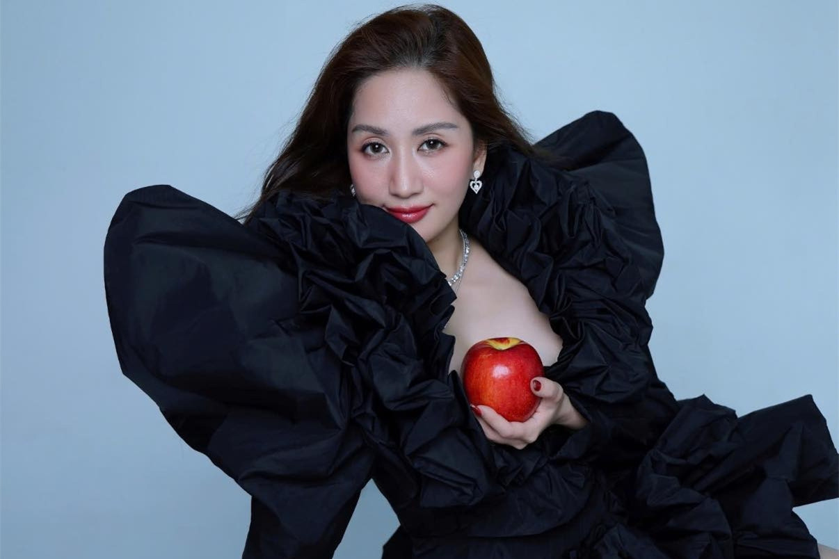 Viện trưởng Khánh Thi không còn sợ hãi, con trai Cục trưởng Xuân Bắc gây sốt