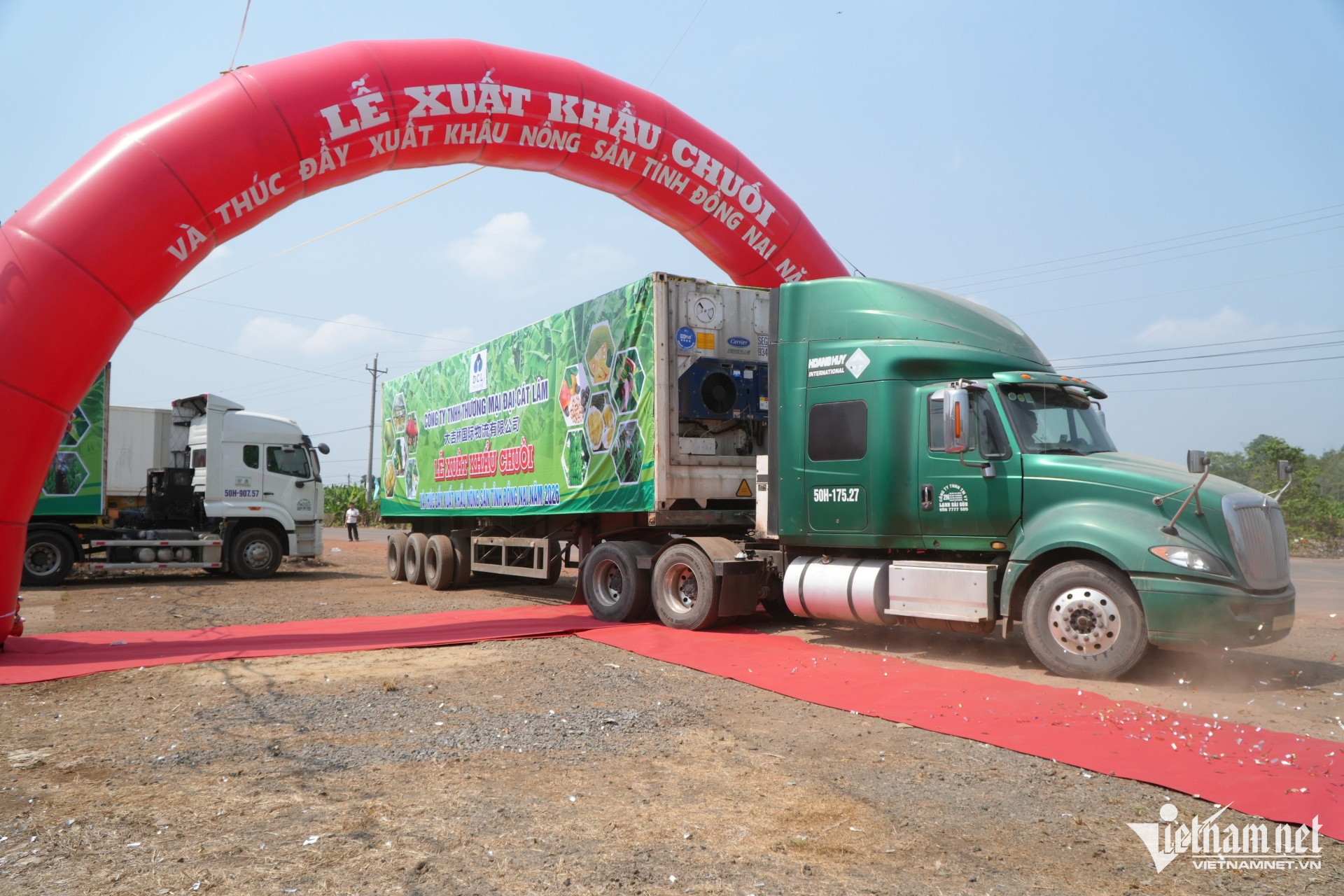 W-chuoi xuat khau.jpg